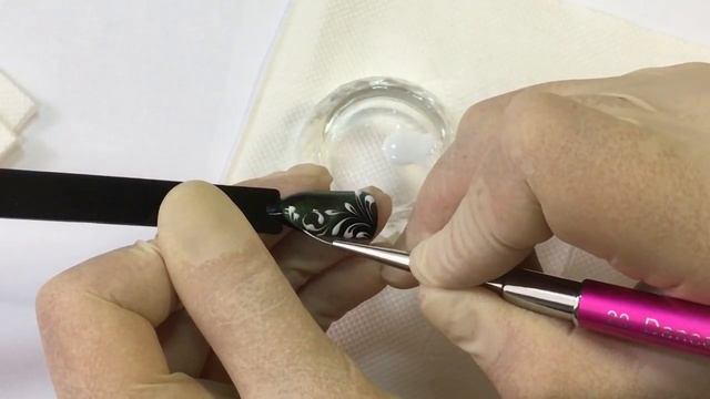 Дизайн ногтей магнитными гель-лаками Хамелеон "AURORA" с прорисовкой смотреть онлайн