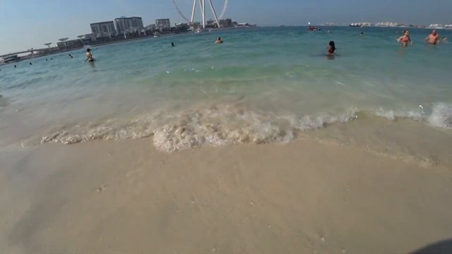 Пляж Дубай Марина зимой. Dubai Marina beach смотреть онлайн