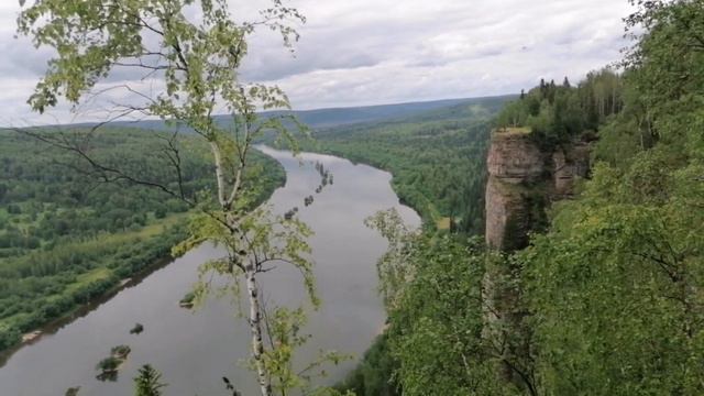 Идем по лесной тропе на гору Ветлан после урагана. Легенда про гору Ветлан и гору Полюд. смотреть онлайн