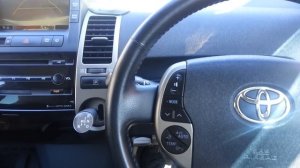 Toyota Prius автопарковка