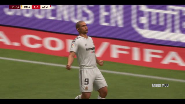 CLASSIC MODS FIFA 20 - LOS GALACTICOS REAL MADRID смотреть онлайн