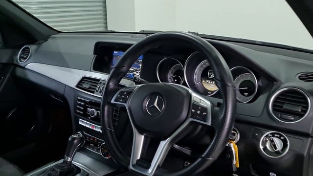 2011 Mercedes-Benz C350 CDI BlueEFFICIENCY Sport Edition 125 7G-Tronic Walkaround смотреть онлайн