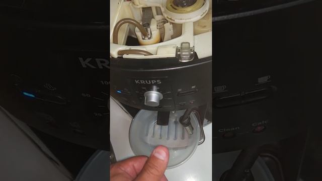 Krups EA8010 смотреть онлайн