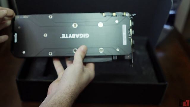 Undressing the GIGABYTE GTX 1080 Windforce OC смотреть онлайн