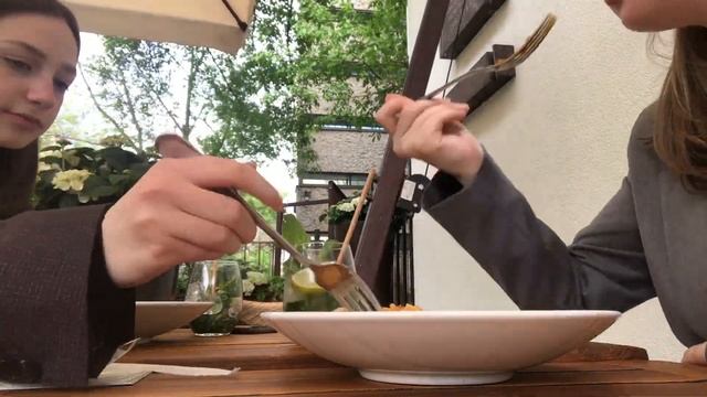 VLOG / 1 июня, встреча с подругой, неожиданные situations, Москва (Patrick girls) смотреть онлайн