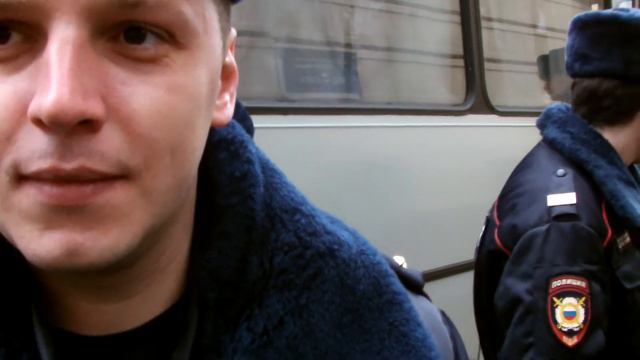 Садовническая 9 (разговор с милицией) смотреть онлайн