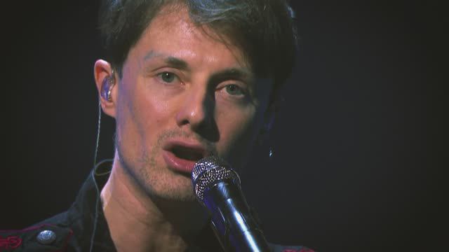 Сергей АРУТЮНОВ - солист группы "Парк Горького". Крокус - Masters of War