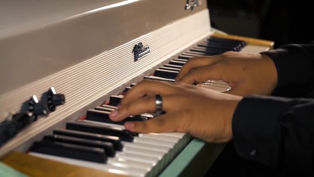 Fender-Rhodes Mark 1 Stage Piano | Reverb Demo Video смотреть онлайн
