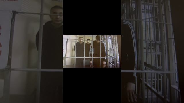 Мигранты из Азербайджана, зарезавшие москвича улыбались в суде смотреть онлайн