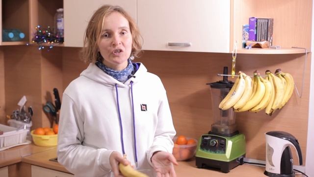 Что должен знать сыроед ПРО БАНАНЫ смотреть онлайн