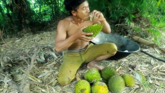 survival in the rainforest - Find fishs - Lucky to meet a lot durian смотреть онлайн