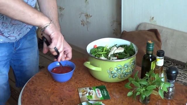 Гаспа́чо (исп. Gazpacho) — блюдо испанской кухни