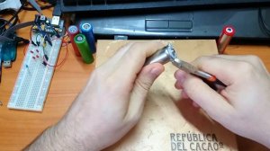 Аккумулятор 18650, что внутри литий ионного аккумулятора? Перезалив!