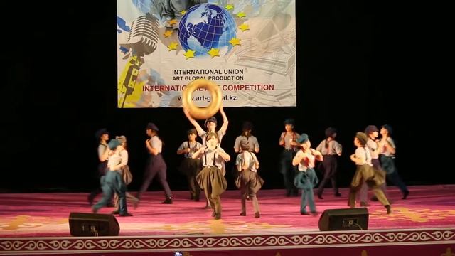 Остров Dance. Бублики смотреть онлайн