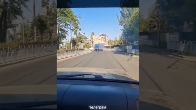 Мариуполь. Драмтеатр и улицы вокруг. 8 июля 2023 года. смотреть онлайн