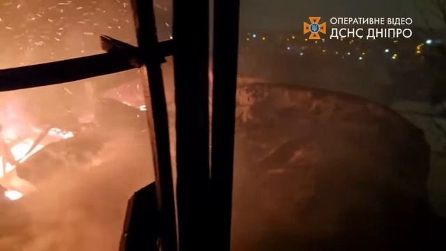 Пожар на складе в Днепре 28.12.2021 смотреть онлайн
