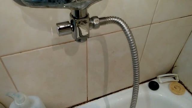 Замена /дивертора/ подвесного оборудования на смесителе...переключатель лейка/гусак. смотреть онлайн