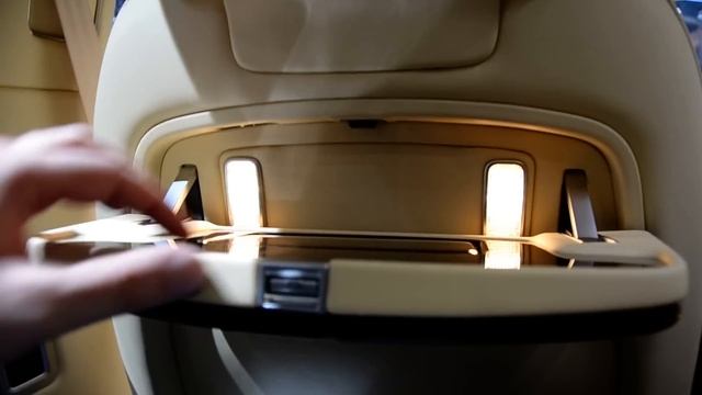 2013 Bentley Continental Flying Spur. Touchscreen remote control in action смотреть онлайн