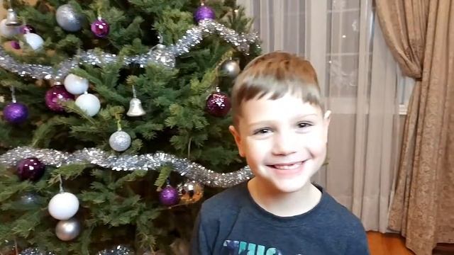 VLOG. Как вырвать зуб ребенку. Вырываем молочный зуб весело и не больно. смотреть онлайн