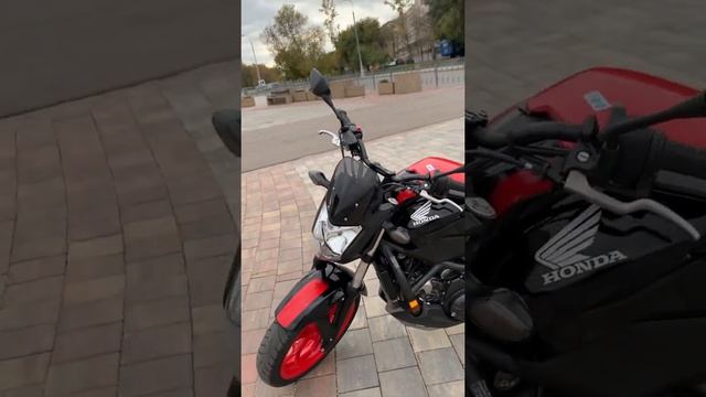 Honda NC750S смотреть онлайн