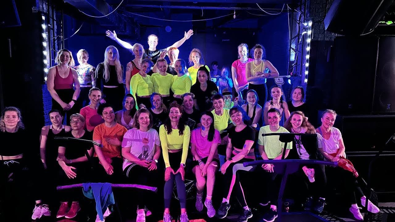 Приглашаем на ДЖАМПИНГ ПАТИ 14.01.2024 смотреть онлайн