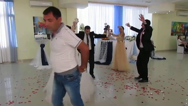 Malvina's wedding смотреть онлайн