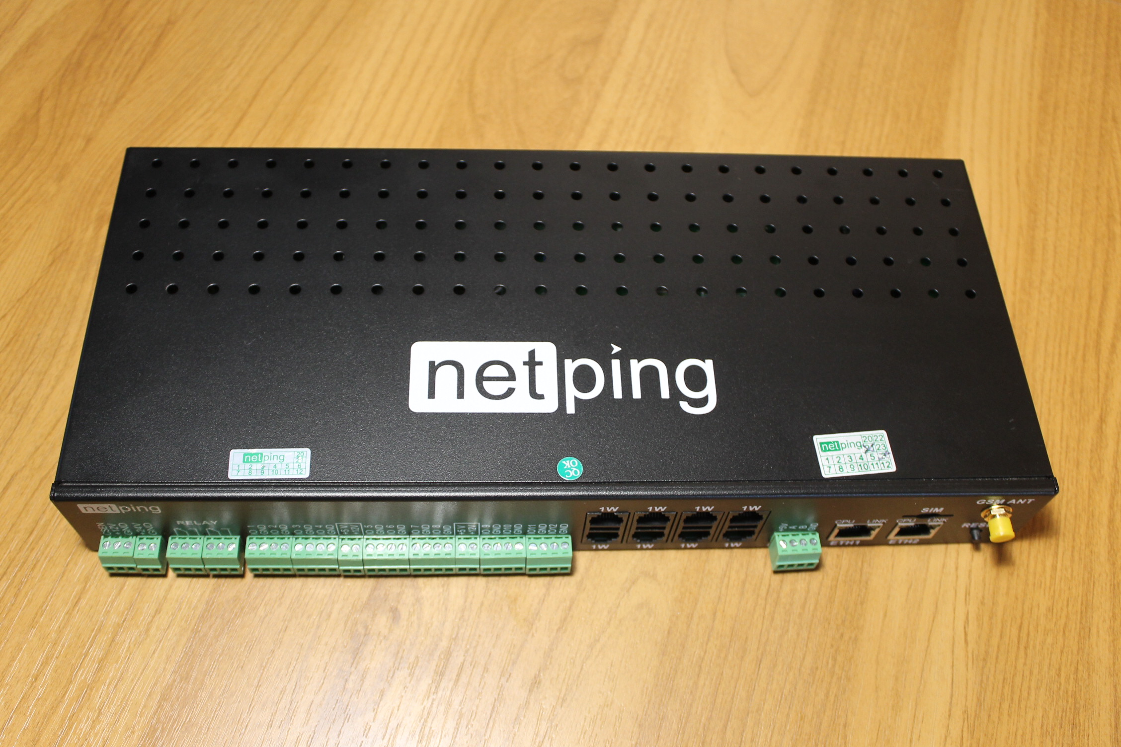 NetPing server solution v5/GSM3G Внешний обзор устройства смотреть онлайн
