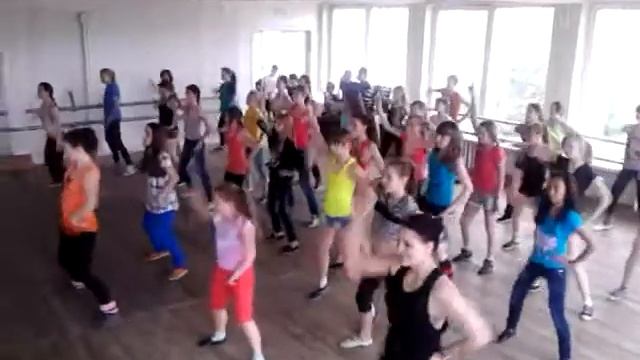 Репетиция(массовый танец) смотреть онлайн