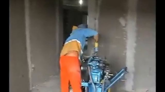 Projeteuse de mortier смотреть онлайн