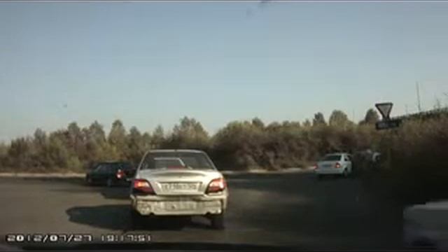 Клип AMBA0022 Фрагмент100 09 35 845 00 09 58 990 смотреть онлайн