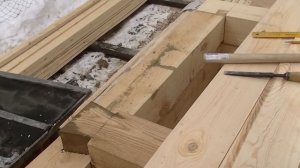 Дом из бруса//Завершаю сруб//Устанавливаю потолочные балки