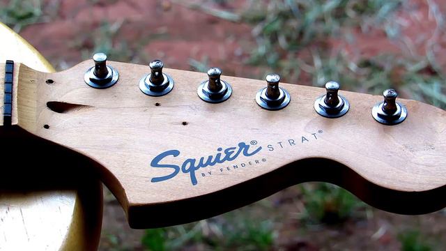 Removing headstock logo for my 1978 Frankenstrat project смотреть онлайн