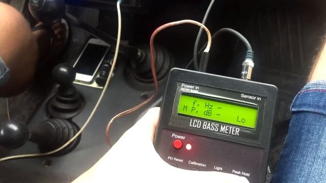 Обзор громкой Нивы 2124 на Alphard (Но это не точно) смотреть онлайн