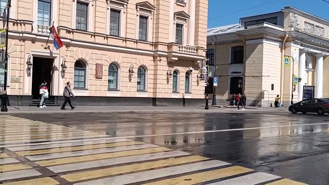 Walking in Saint Petersburg from Gostiny dvor and around to historical part of city смотреть онлайн