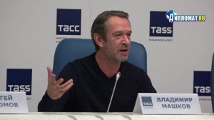 Владимир Машков рассказал о гастролях в Санкт-Петербурге и восхищении городом