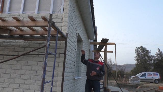 Фасад дома. Фасад готов к приезду Заказчика. #фасад#отделкафасада#домизгазобетона#домвкрыму#крым смотреть онлайн