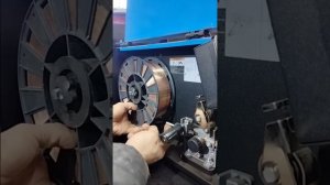 как поменять проволоку на полуавтомате solaris