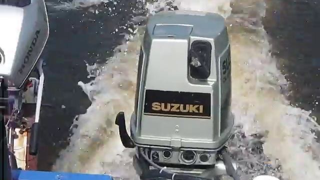 30hp suzuki DT30c смотреть онлайн