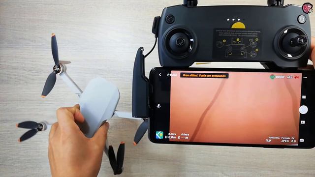 UNBOXING! Y REVIEW DRONE DJI MAVIC MINI SE FLY MORE COMBO смотреть онлайн