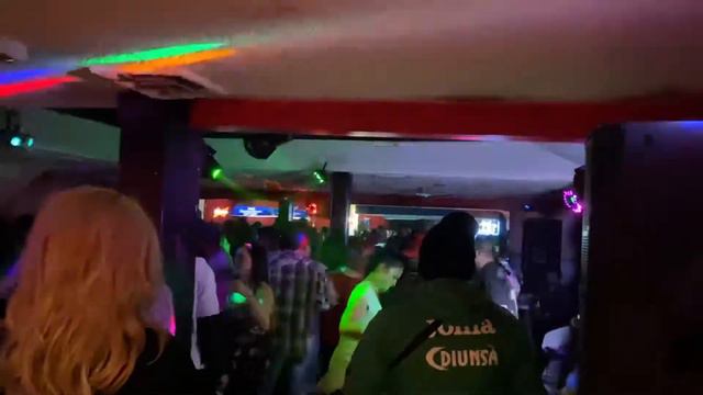 Club La Bamba смотреть онлайн