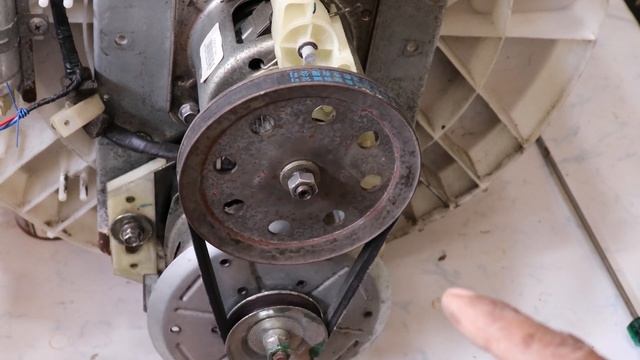 The surprising reason why your automatic washing machine won't spin смотреть онлайн