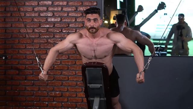 Chest Workout To Build Faster - How To Build A Perfect Chest смотреть онлайн