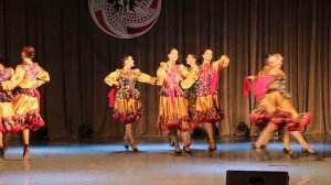 Русский народный танец с платочками