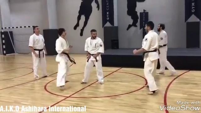Kihon No Kata ichi
A.I.K.O Ashihara İnternational
Sensei Bülent Yagci ile Spor смотреть онлайн