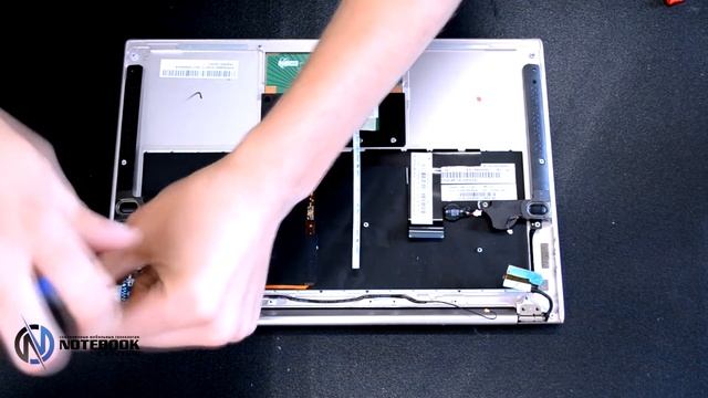 ASUS ZENBOOK UX31A - Disassembly And Cleaning