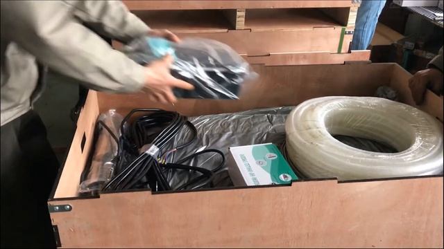 Foam package of TAIFU 120W Solar submersible screw pump system смотреть онлайн