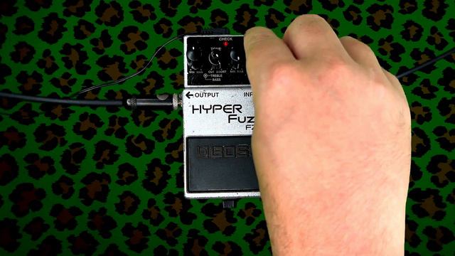 Boss : FZ-2 Hyper Fuzz (feat. Behringer Super Fuzz) | Fuzz | Bass смотреть онлайн