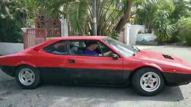 Ferrari Dino 308 gt4 on the road in Kuala Lumpur Malaysia смотреть онлайн