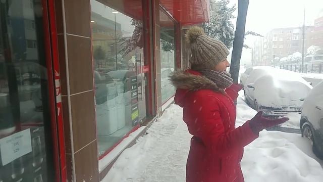 РОЖДЕСТВО В СТАМБУЛЕ со снегопадом смотреть онлайн