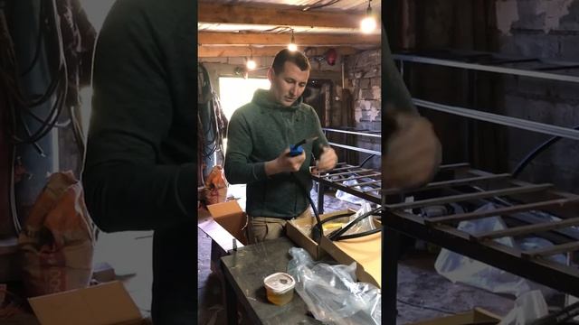 FoxWeld UNO MIG 207 LCD Первое впечатление!???￼ смотреть онлайн